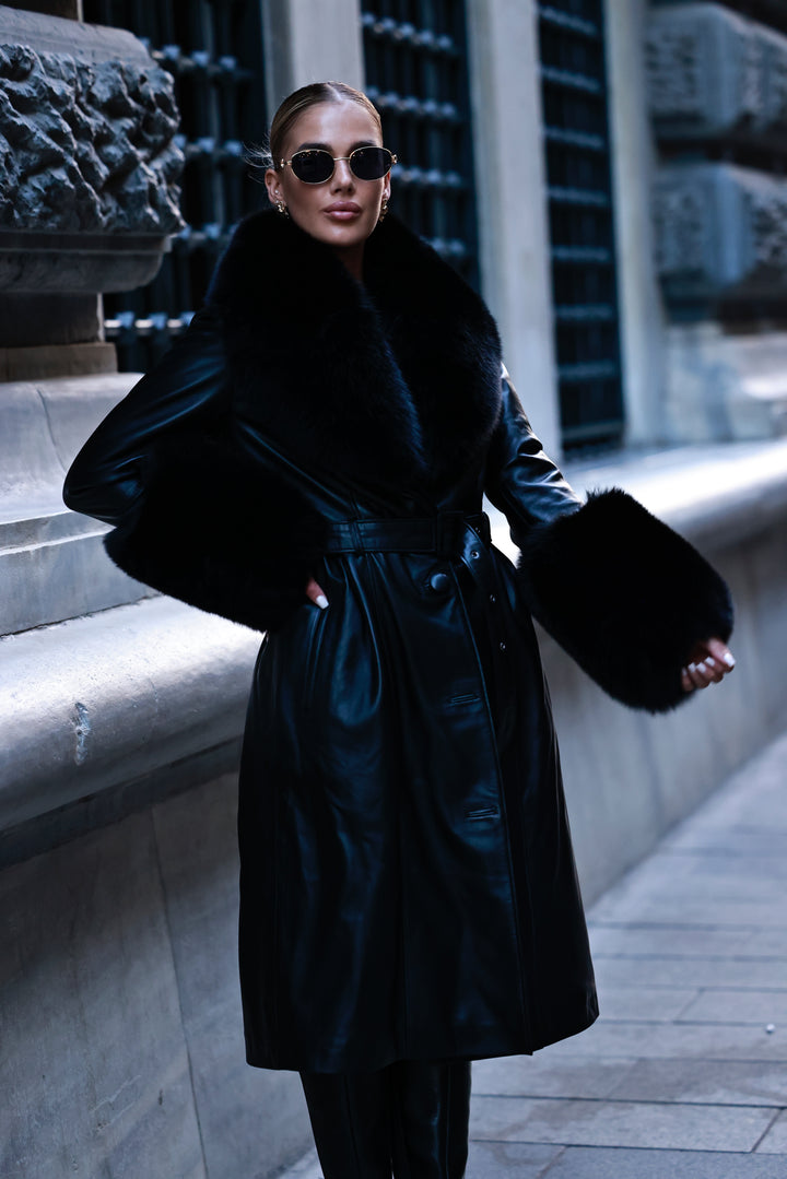 BLACK COAT