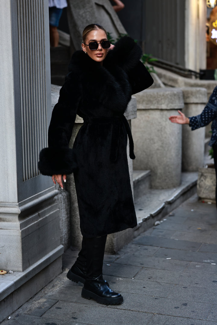 LUCIS BLACK COAT
