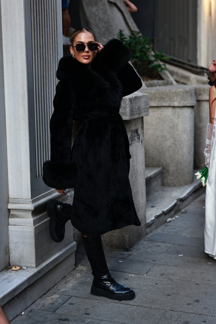 LUCIS BLACK COAT