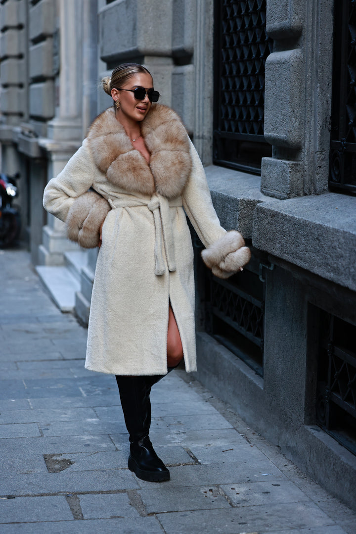 COAT LUCIS COFFEE