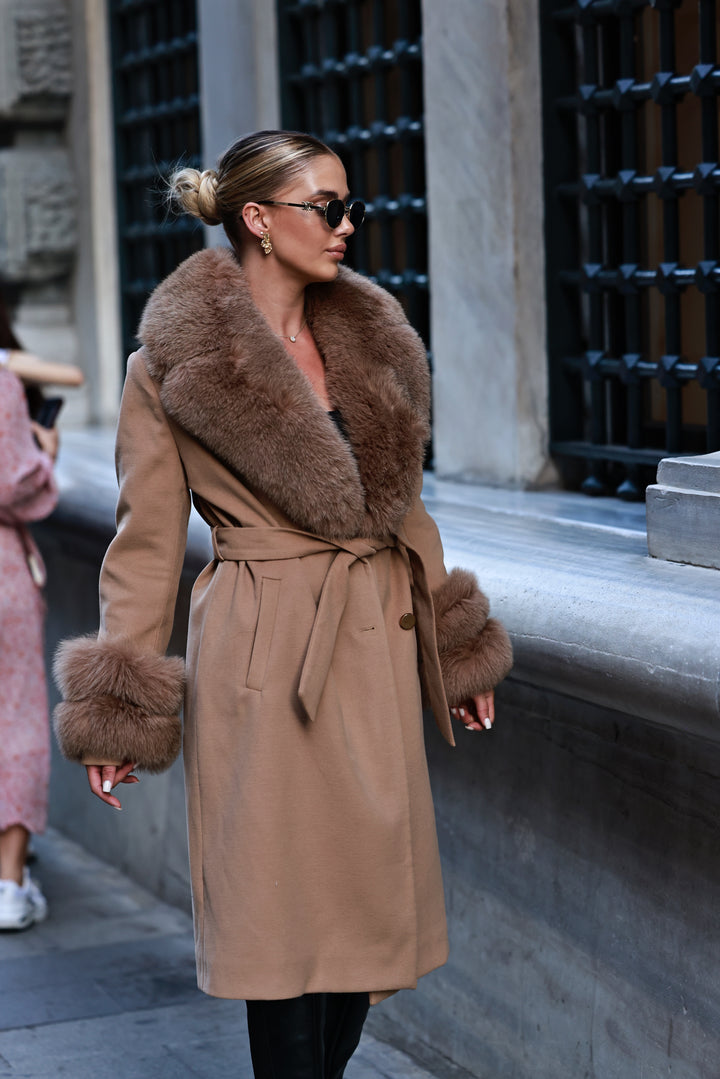 DORIS BROWN COAT