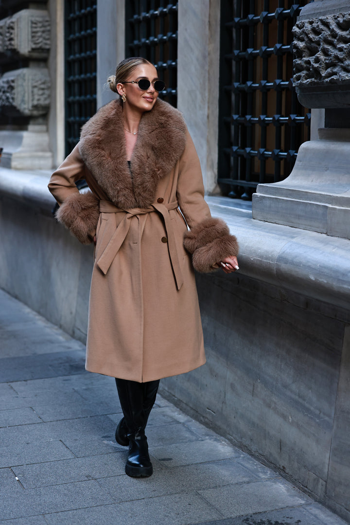 DORIS BROWN COAT