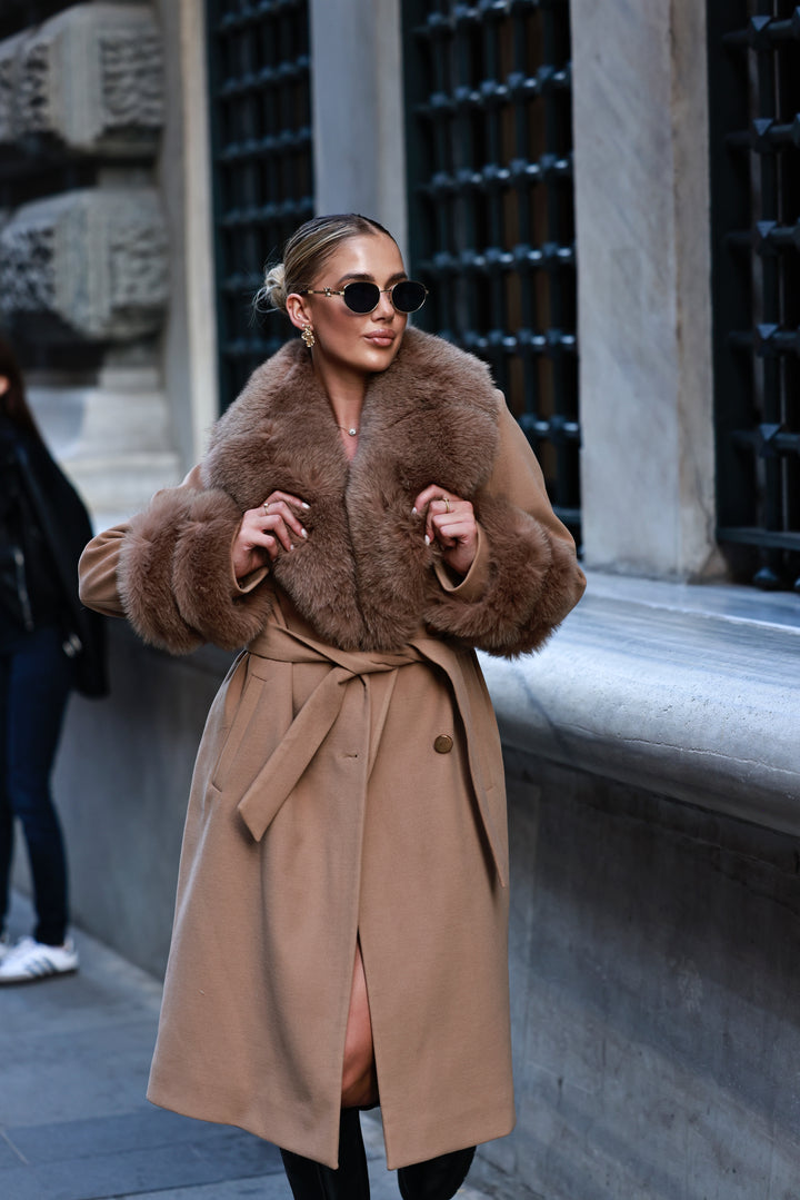 DORIS BROWN COAT