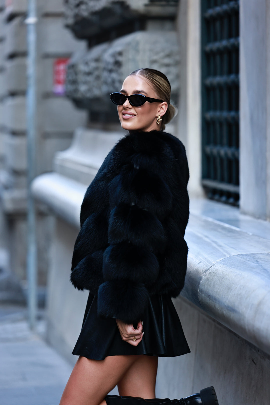 FUR GLORIS BLACK