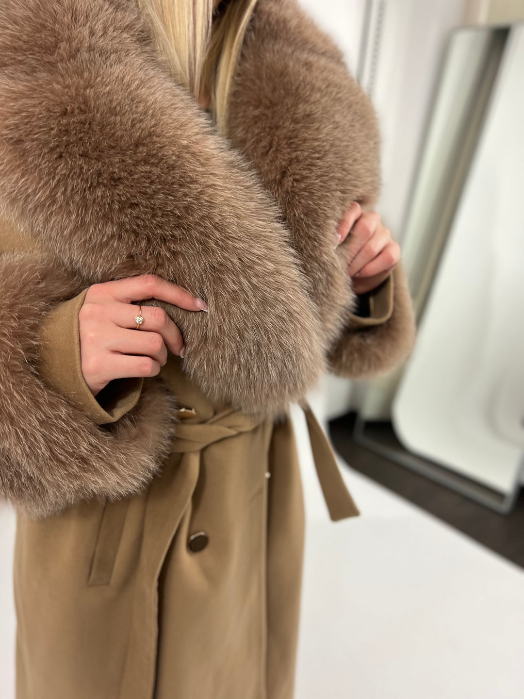 DORIS BROWN COAT