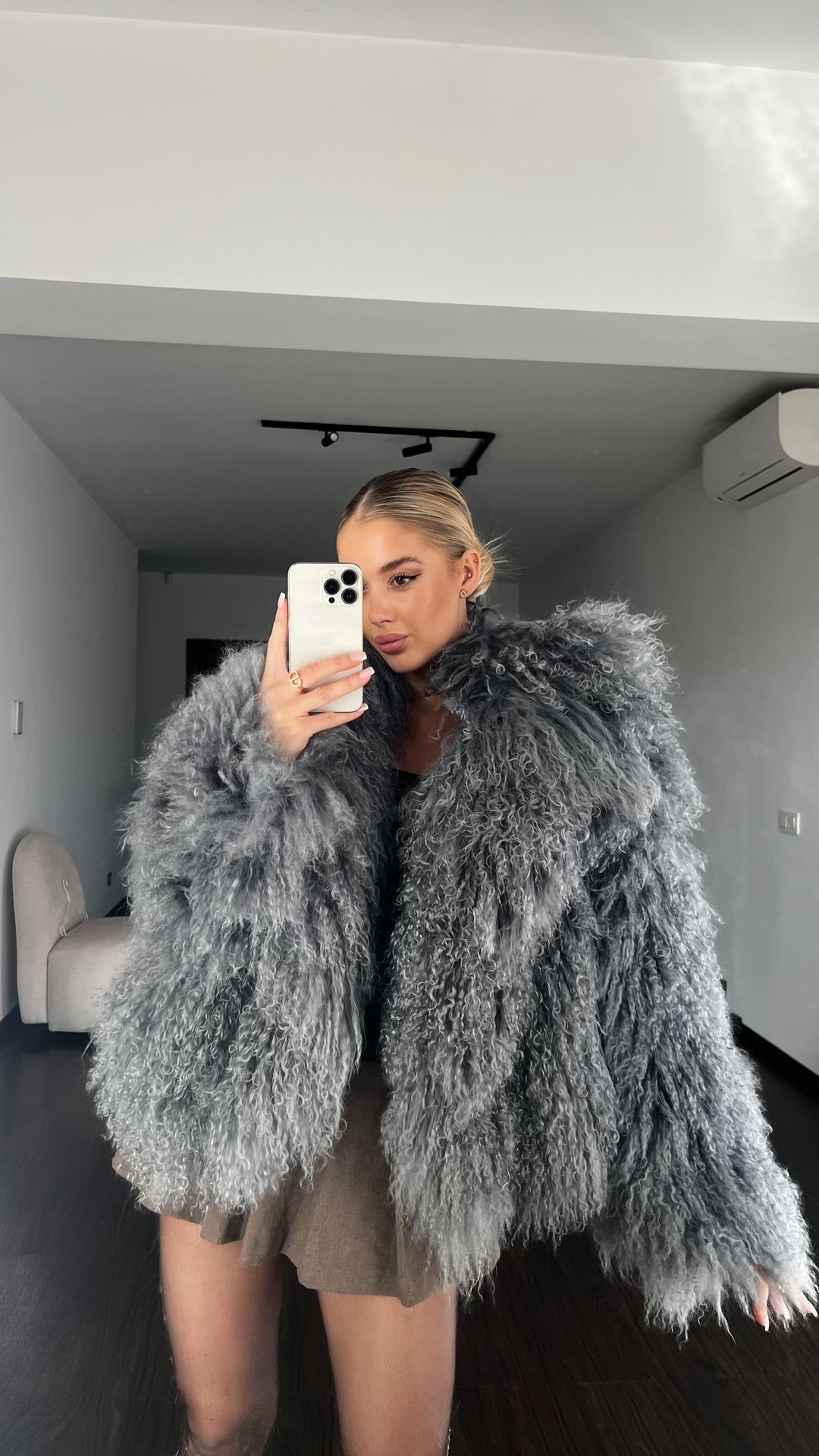 MONGOLIAN STEEL GREY