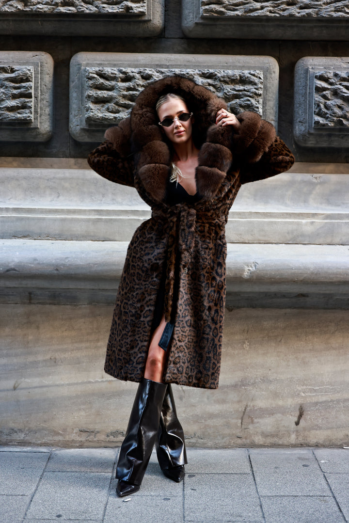 LEO COAT